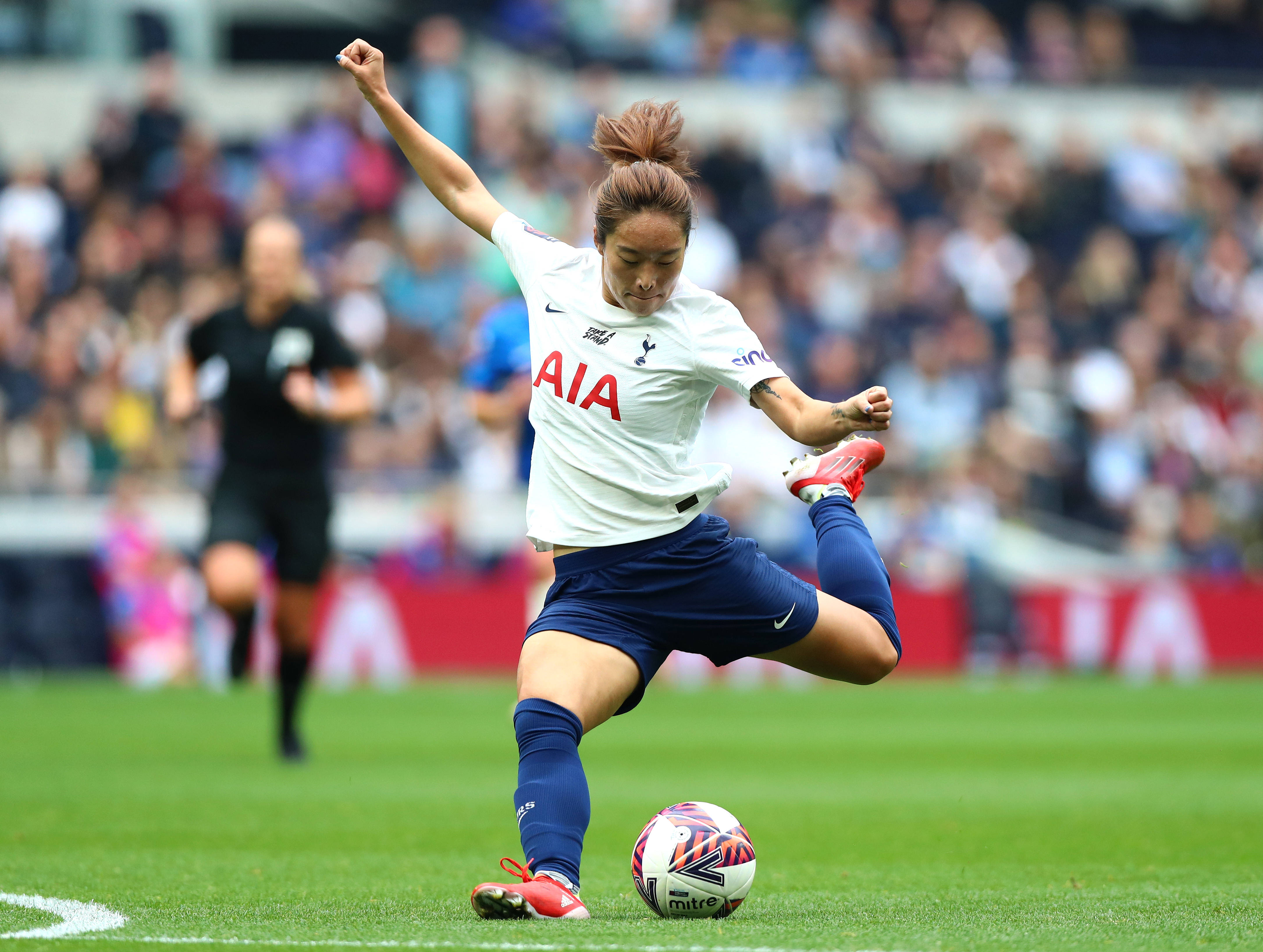 大坂直美焦点对战，C罗与40激战巴塞罗那分钟，出色发挥胜负难料！